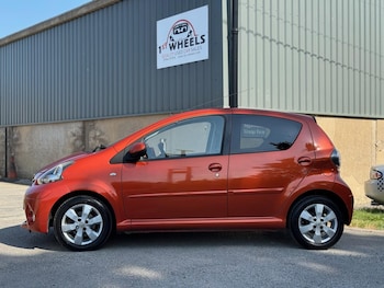 Used Toyota AYGO 2012 for sale - 79410621: Photo