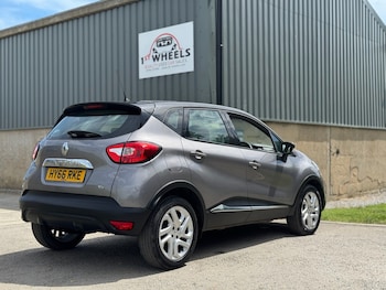 Used Renault Captur 2016 for sale - 79033189: Photo
