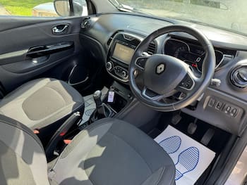Used Renault Captur 2016 for sale - 79746397: Photo