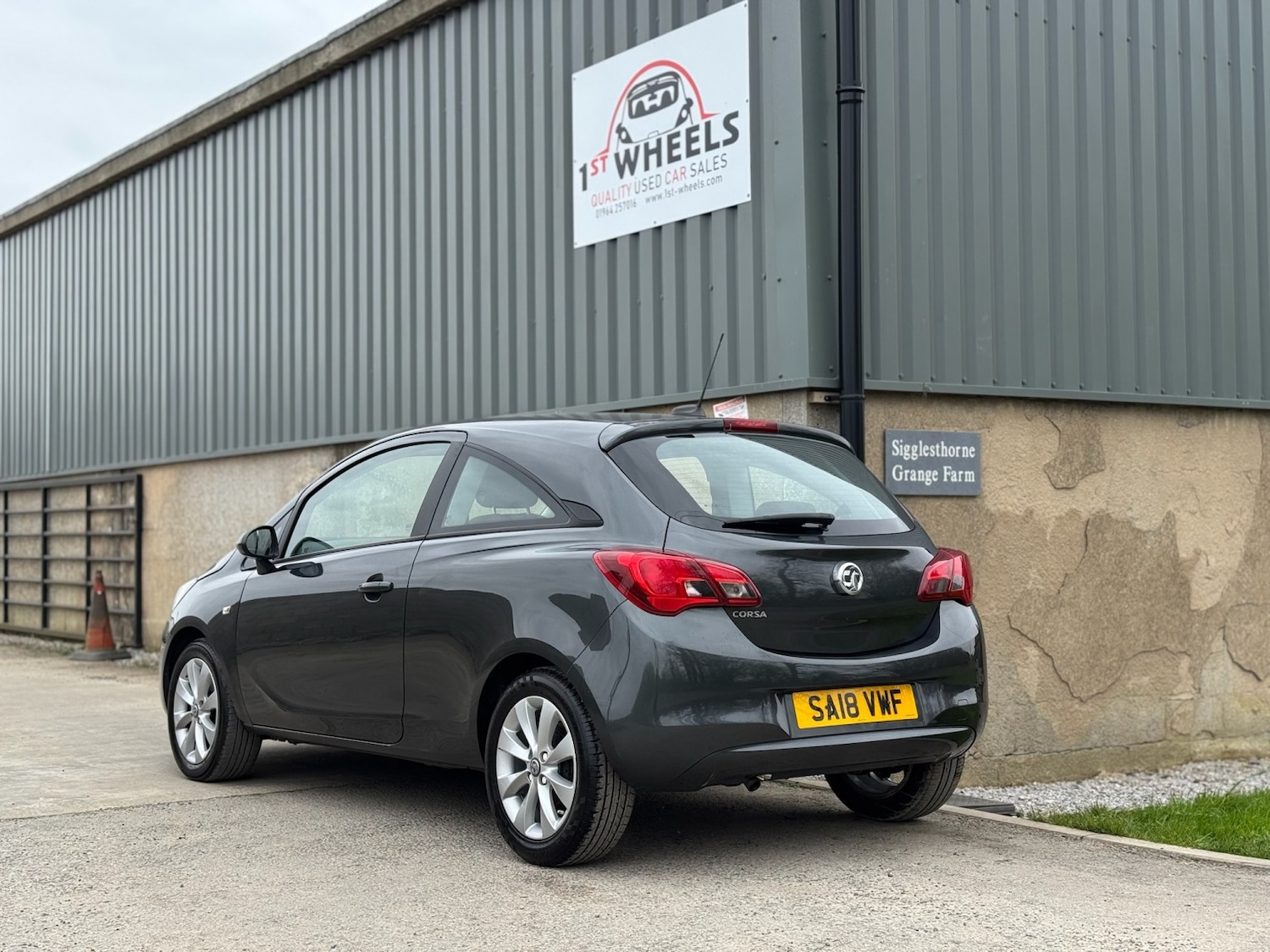 Used Vauxhall Corsa 2018 for sale - 78105974: Photo 2