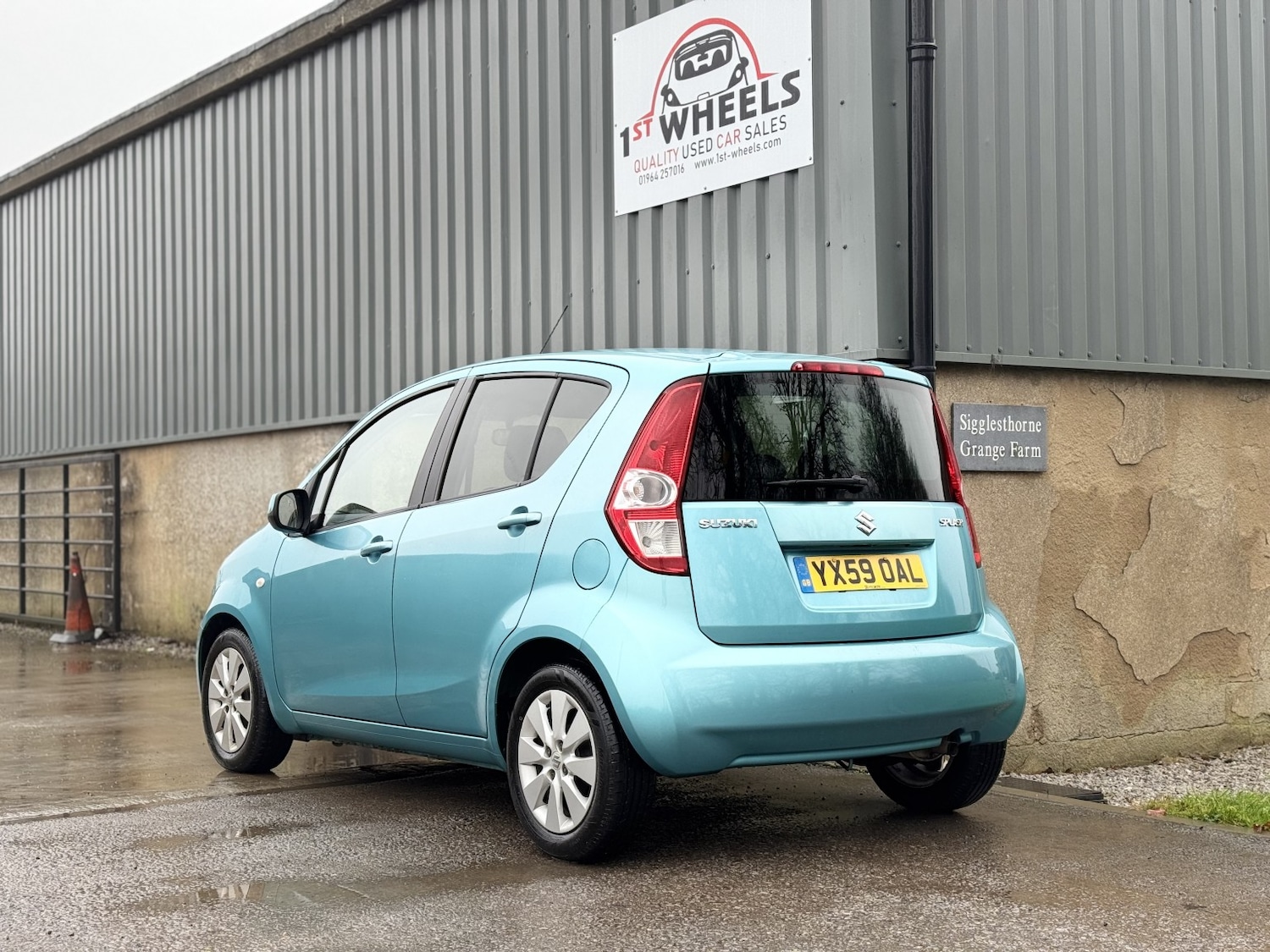 Used Suzuki Splash 2009 for sale - 77241904: Photo 2