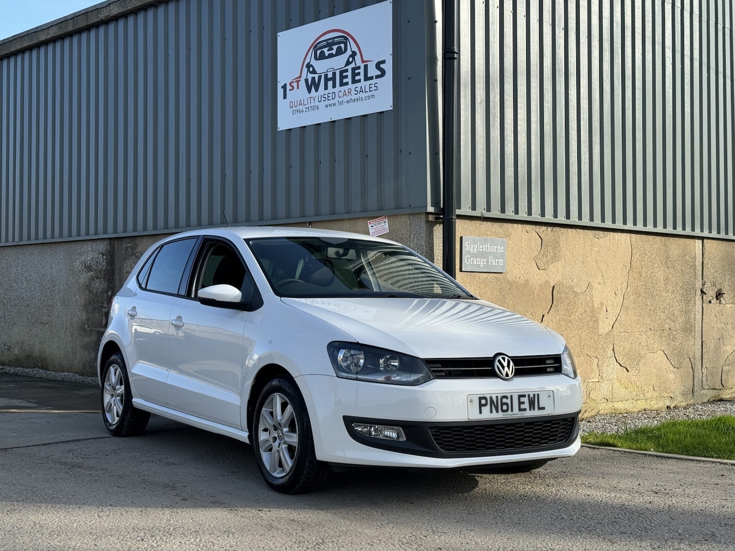 Used Volkswagen Polo 2011 for sale - 77687629: Photo 1