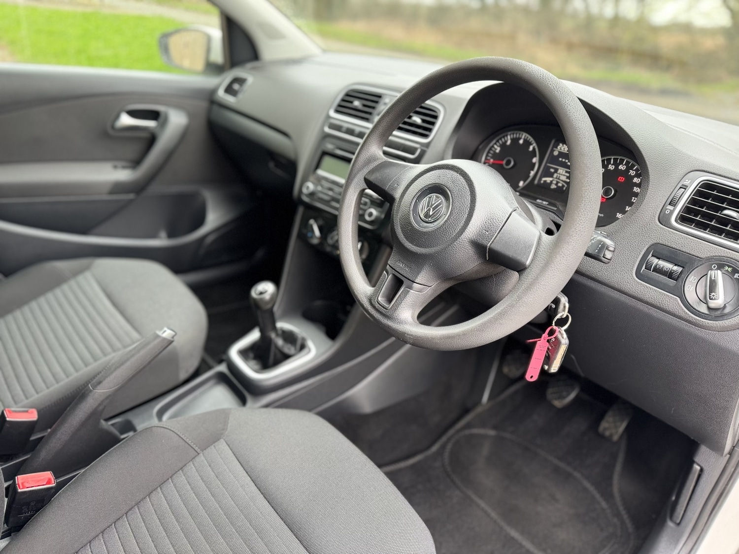 Used Volkswagen Polo 2011 for sale - 77687629: Photo 16