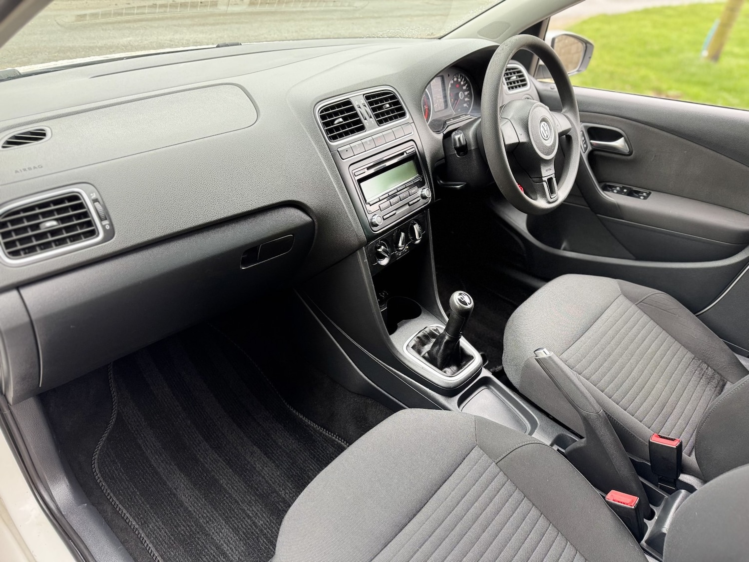 Used Volkswagen Polo 2011 for sale - 77687629: Photo 3