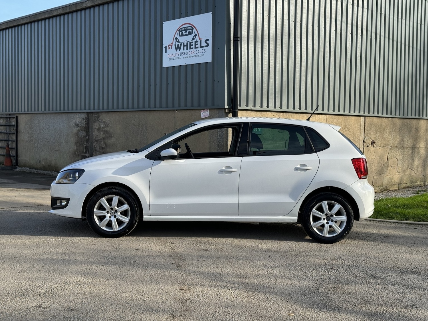 Used Volkswagen Polo 2011 for sale - 77687629: Photo 8