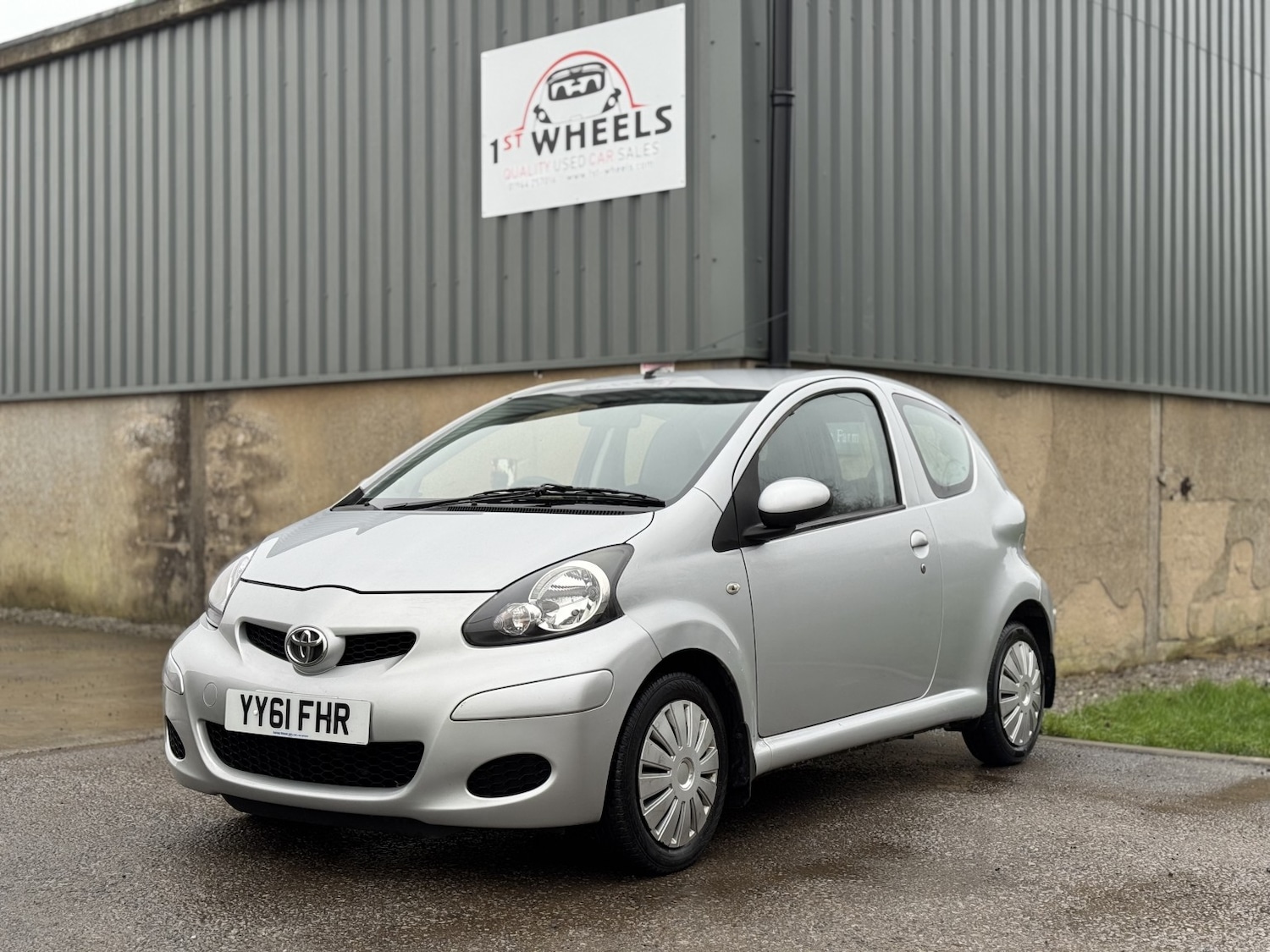 Used Toyota AYGO 2011 for sale - 77438261: Photo 12