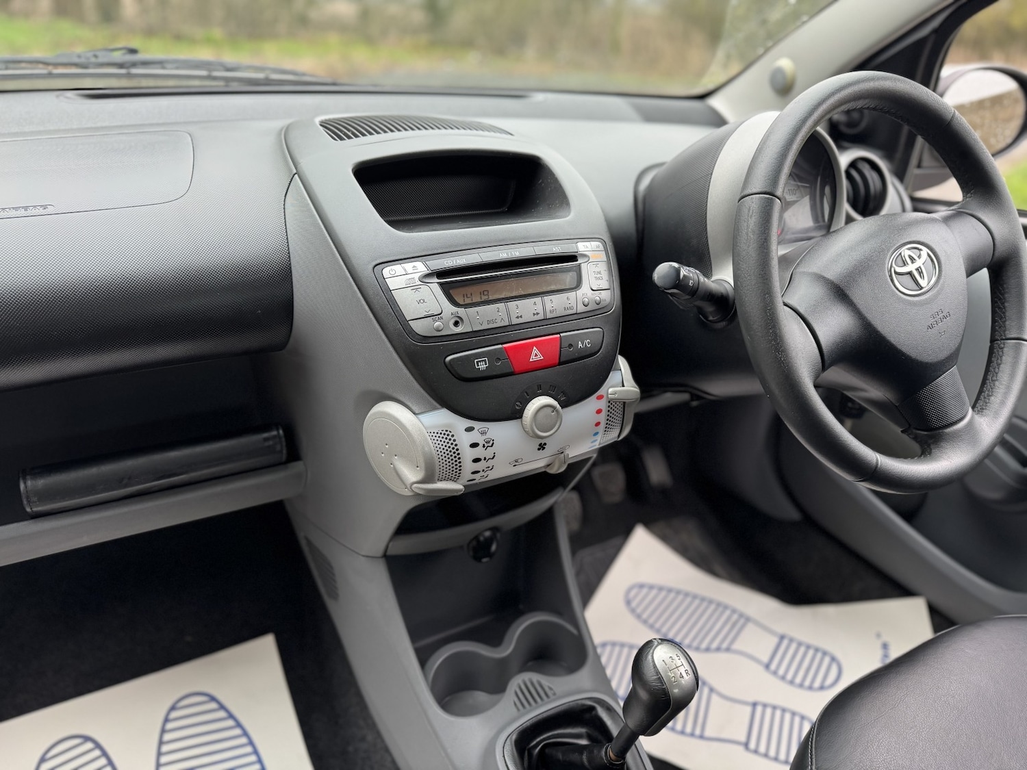 Used Toyota AYGO 2011 for sale - 77438261: Photo 16