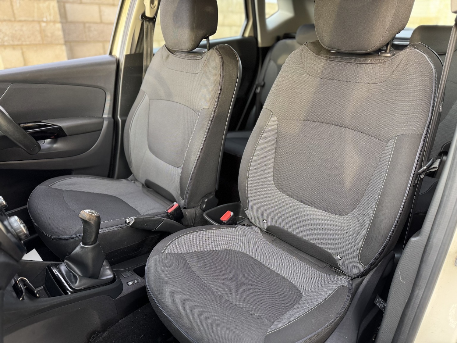 Used Renault Captur 2015 for sale - 77643668: Photo 11