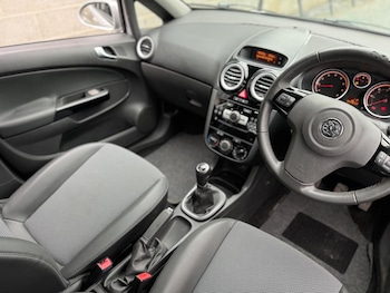 Used Vauxhall Corsa 2008 for sale - 76149370: Photo 3