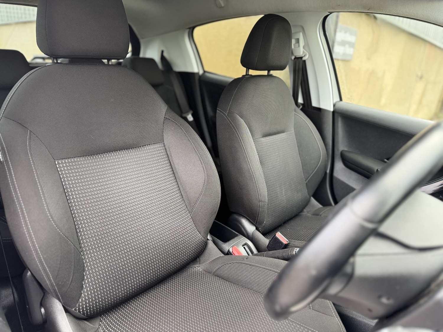 Used Peugeot 208 2018 for sale - 76951087: Photo 23