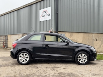 Used Audi A1 2012 for sale - 76560063: Photo