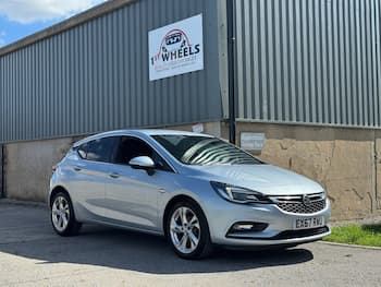 Used Vauxhall Astra 2017 for sale - 79710770: Photo