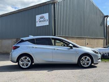 Used Vauxhall Astra 2017 for sale - 79710770: Photo