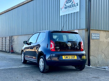 Used Volkswagen up! 2013 for sale - 76246148: Photo