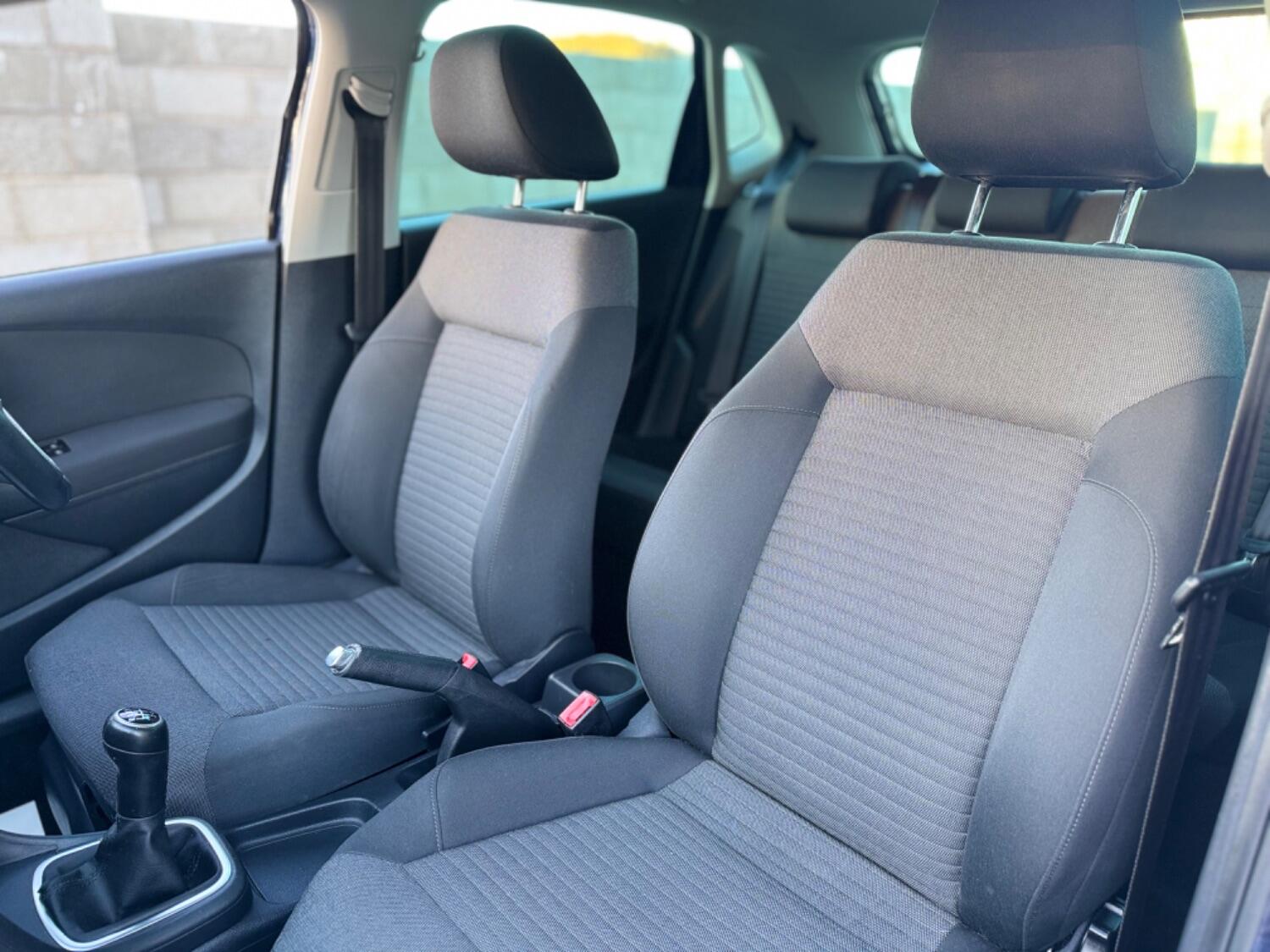 Used Volkswagen Polo 2011 for sale - 76769529: Photo 14