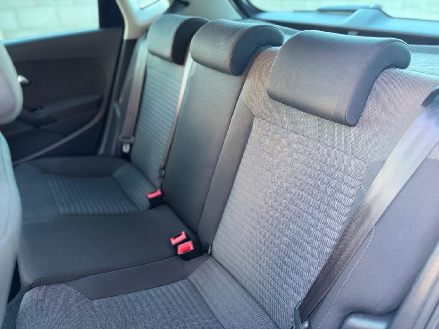 Used Volkswagen Polo 2011 for sale - 76769529: Photo 15