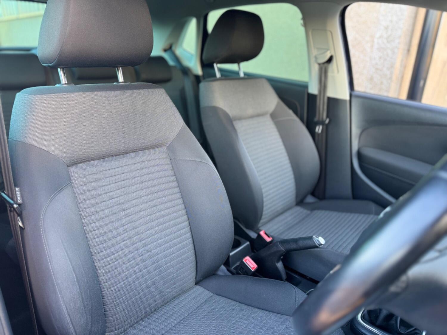 Used Volkswagen Polo 2011 for sale - 76769529: Photo 18