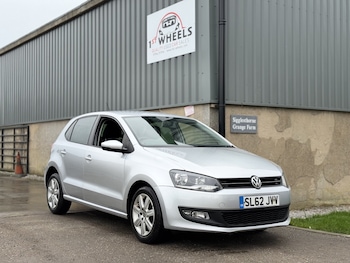 Used Volkswagen Polo 2012 for sale - 77694197: Photo