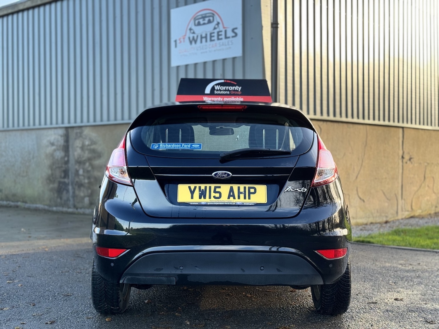 Used Ford Fiesta 2015 for sale - 76904635: Photo 11