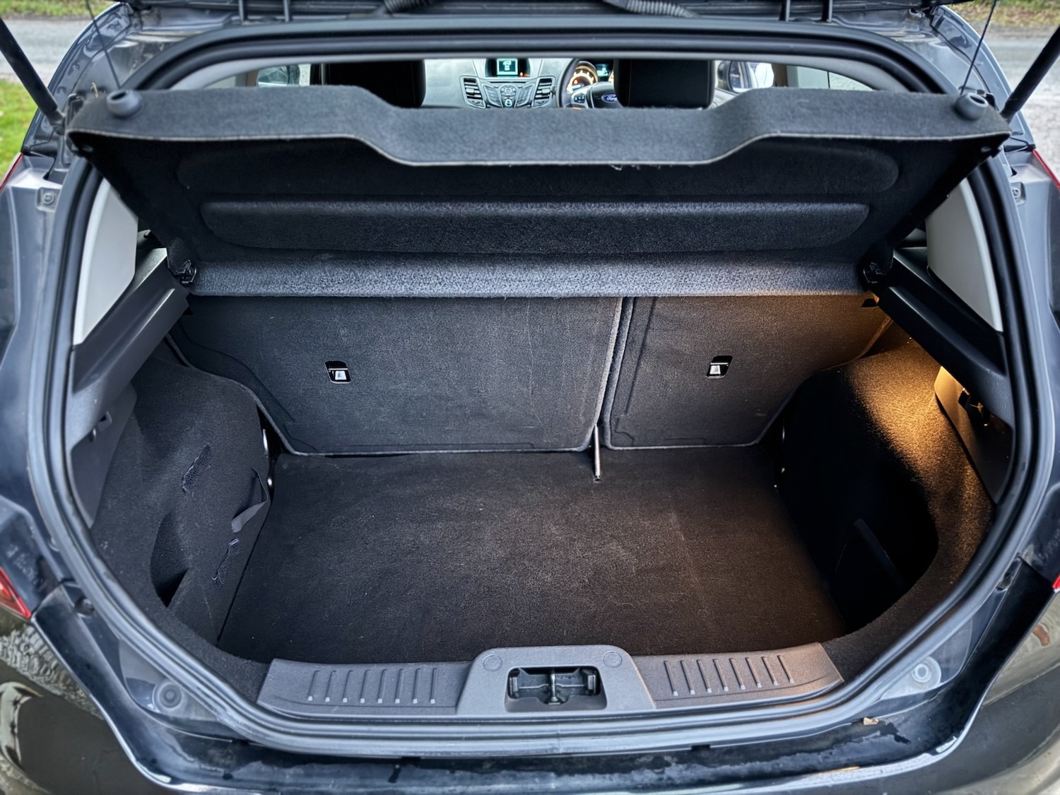 Used Ford Fiesta 2015 for sale - 76904635: Photo 17