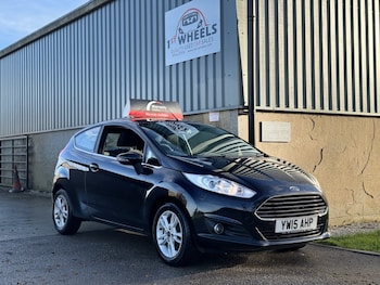 2015 - 1.25 82 Zetec 3dr