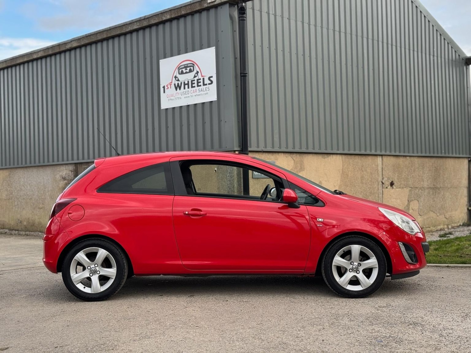 Used Vauxhall Corsa 2011 for sale - 78004551: Photo 4