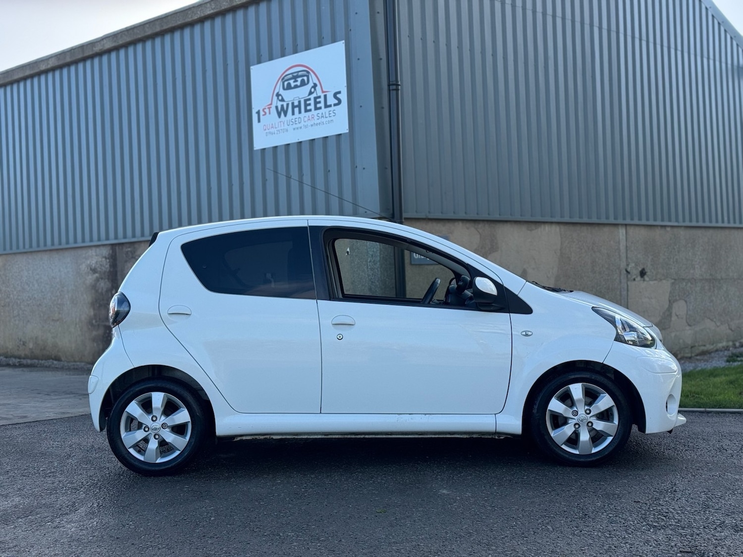 Used Toyota AYGO 2014 for sale - 78105918: Photo 11