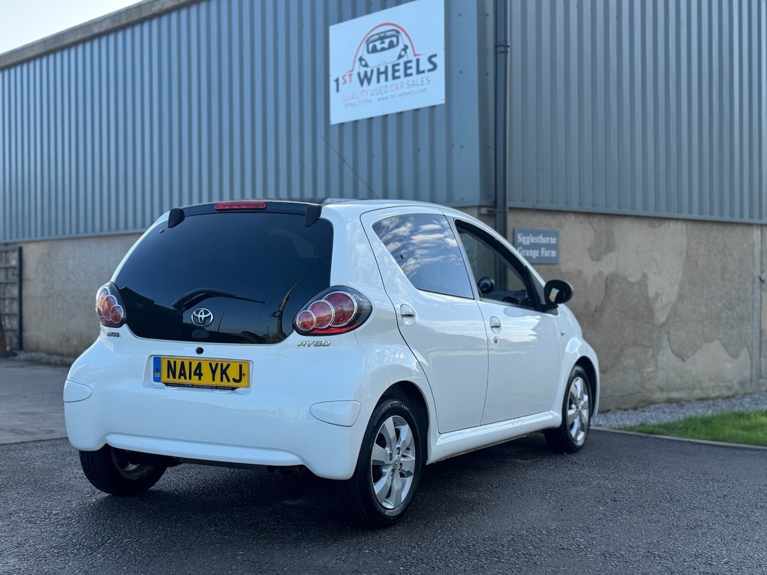 Used Toyota AYGO 2014 for sale - 78105918: Photo 8
