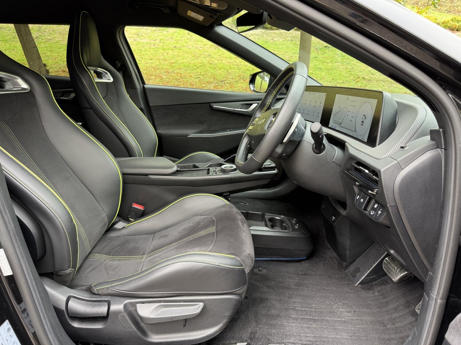 Used Kia EV6 2023 for sale - 77459953: Photo 11