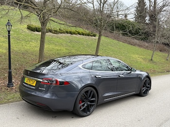 Used Tesla Model S 2019 for sale - 77742879: Photo