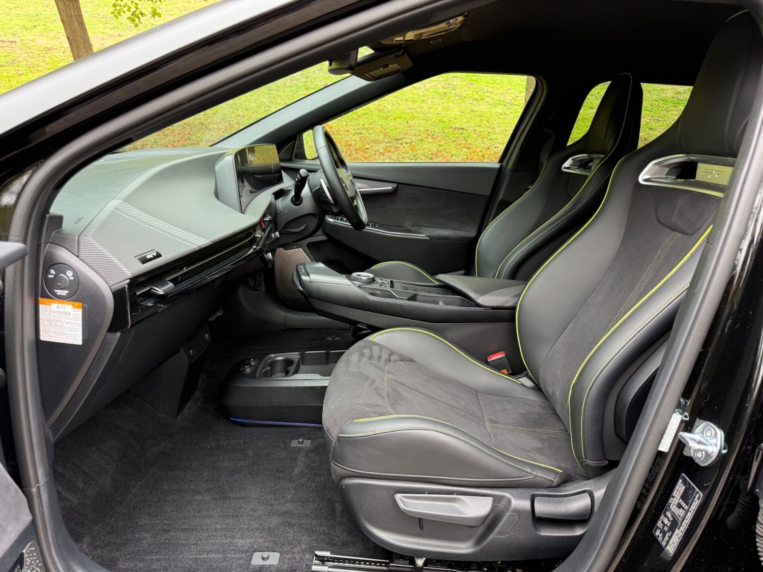 Used Kia EV6 2023 for sale - 76696684: Photo 9