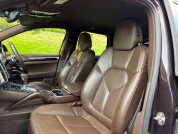 Used Porsche Cayenne 2014 for sale - 74656438: Photo