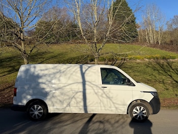 Used Volkswagen Transporter 2021 for sale - 77112992: Photo