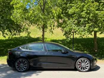 2020 (70) - PERFORMANCE AWD 4-Door