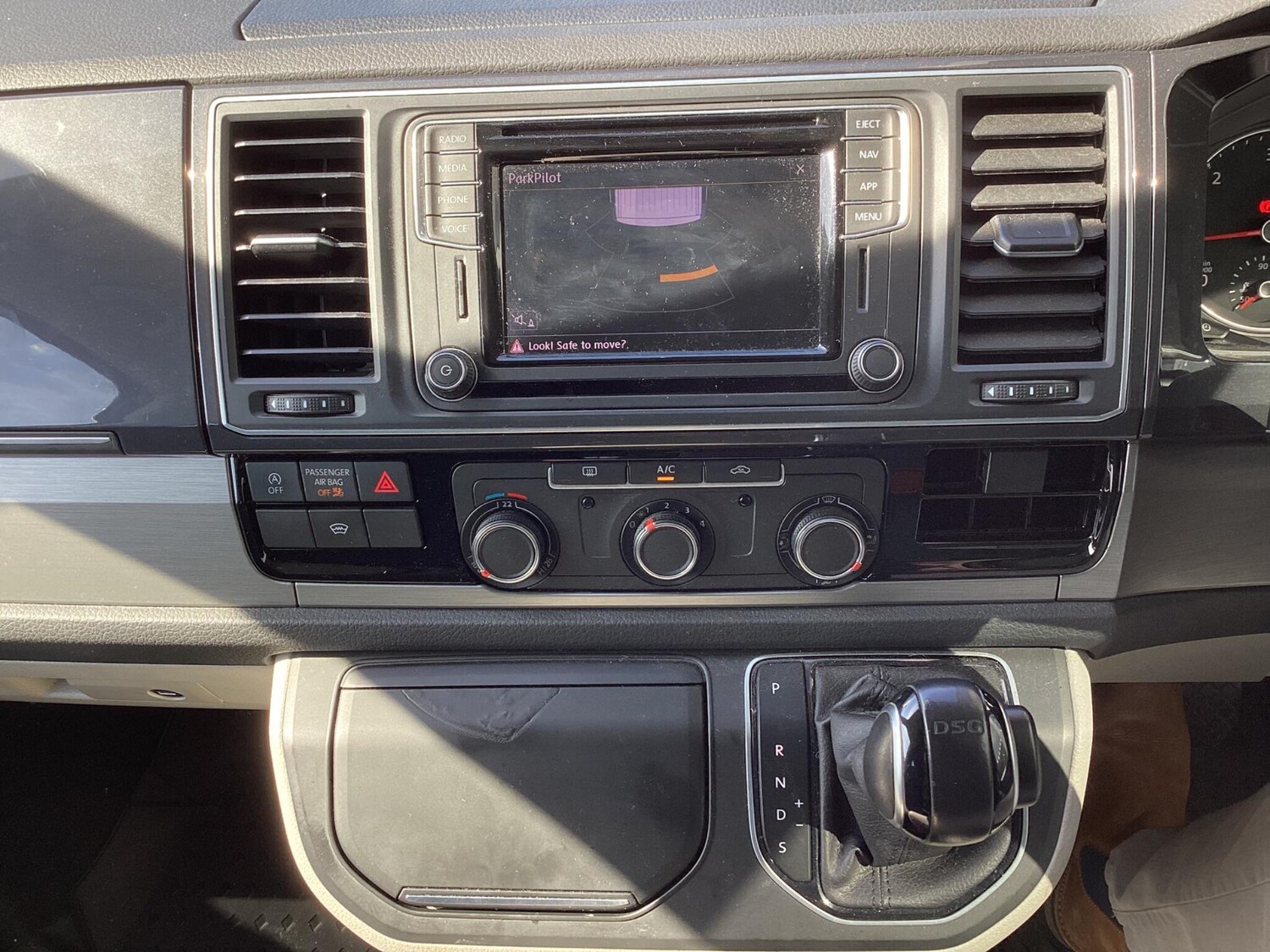 Used Volkswagen Transporter 2019 for sale - 78205383: Photo 16