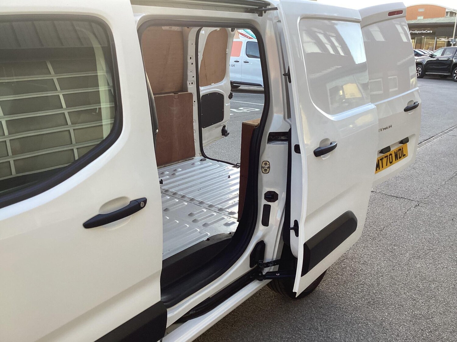 Used Peugeot Partner 2020 for sale - 76899174: Photo 16