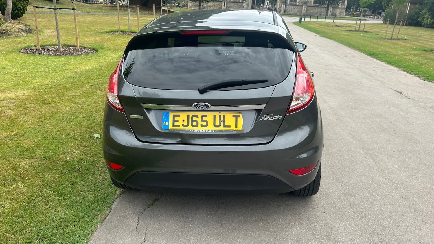 Used Ford Fiesta 2015 for sale - 76987173: Photo 2