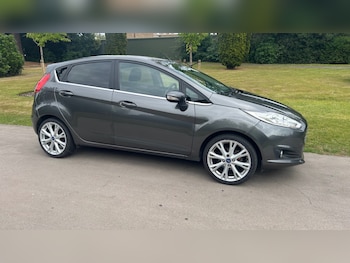 Used Ford Fiesta 2015 for sale - 75374406: Photo