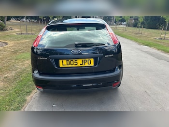 Used Ford Focus 2005 for sale - 75653204: Photo