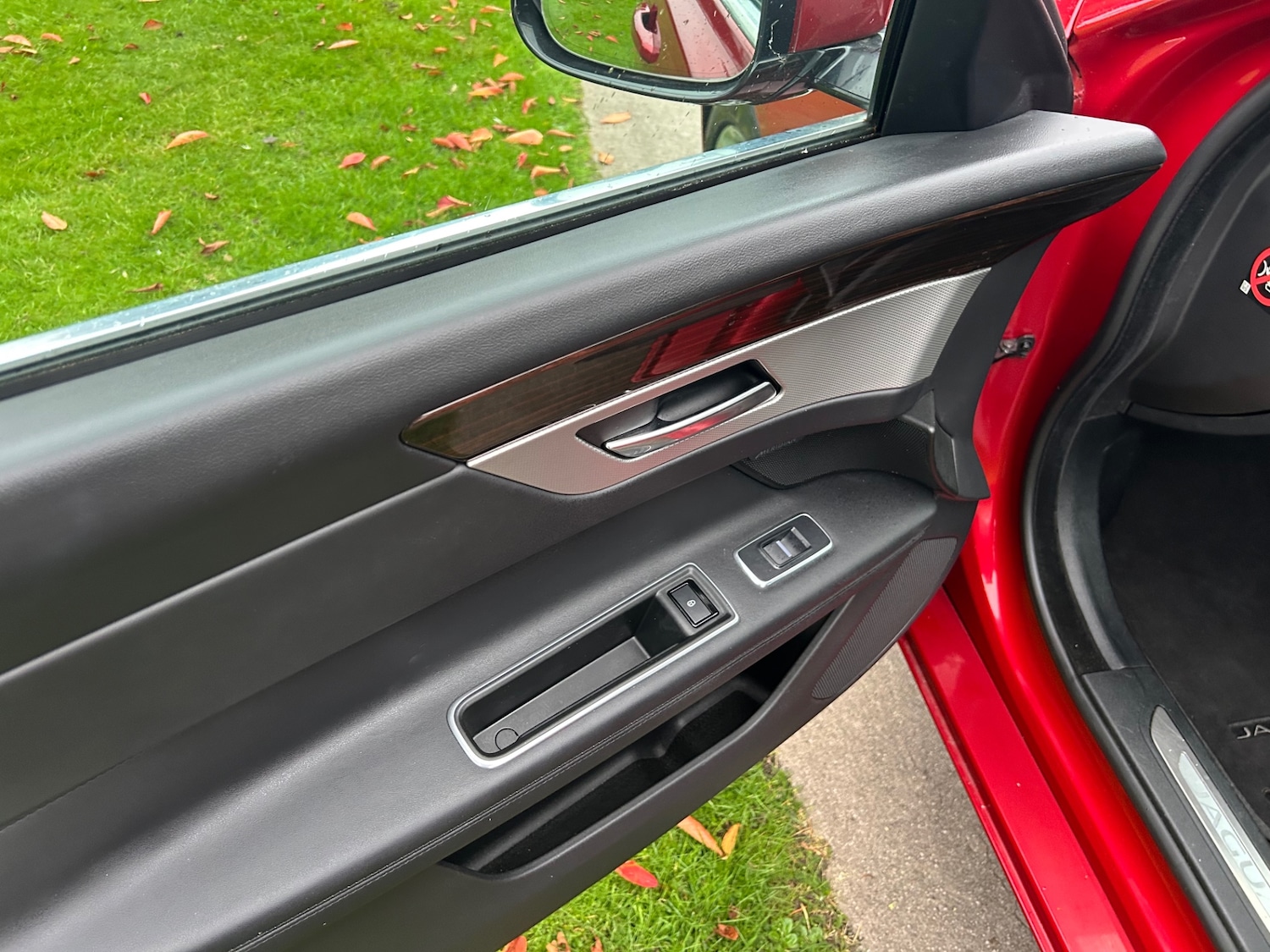 Used Jaguar XF 2019 for sale - 76984418: Photo 19