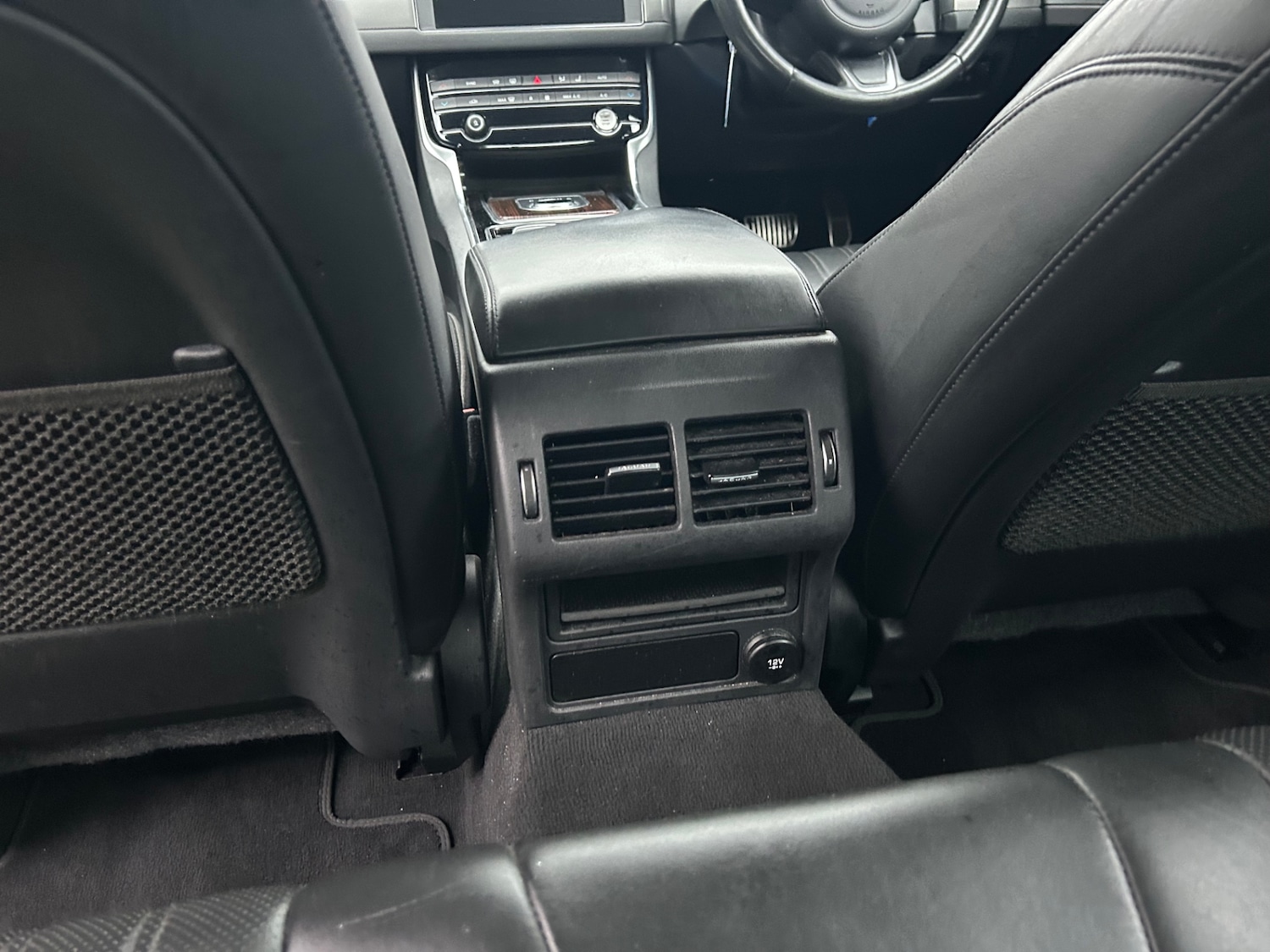 Used Jaguar XF 2019 for sale - 76984418: Photo 20