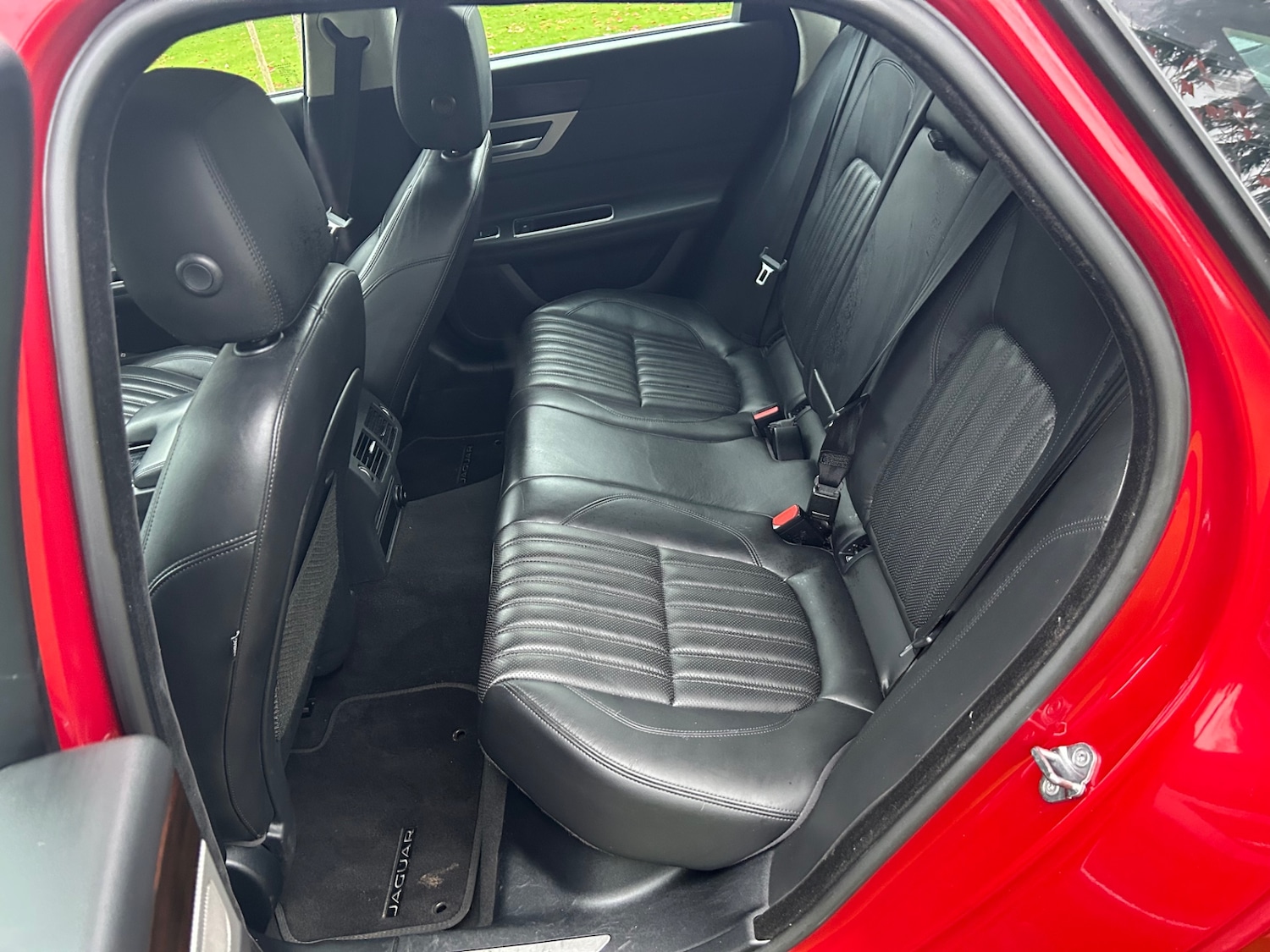 Used Jaguar XF 2019 for sale - 76984418: Photo 21