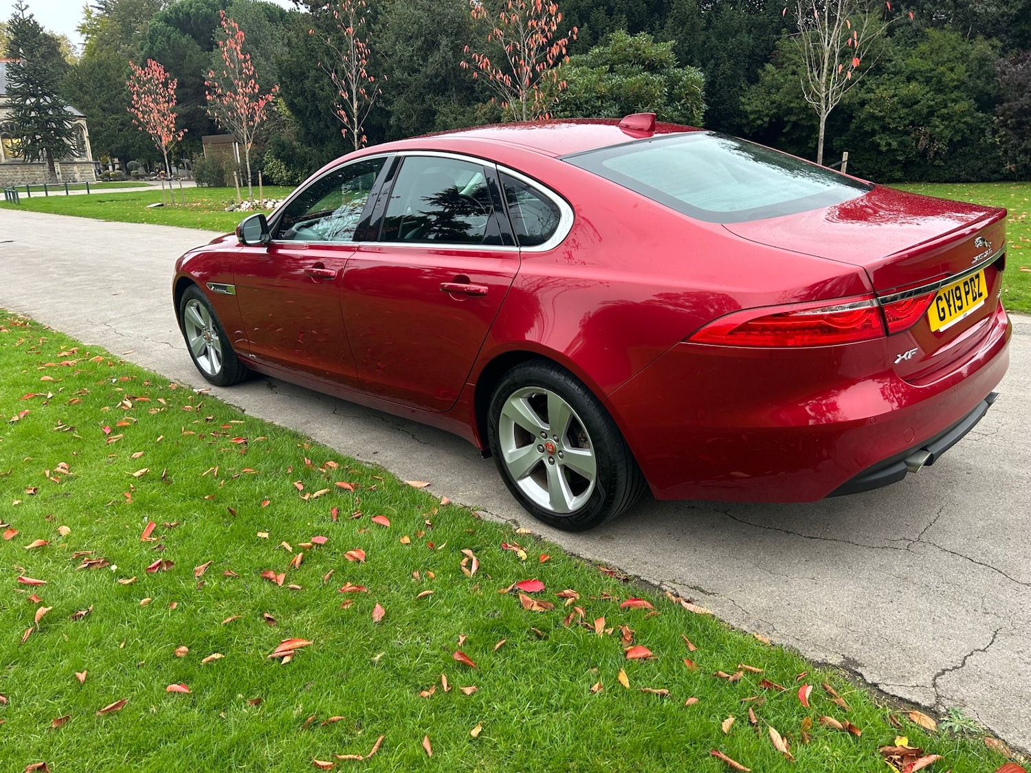 Used Jaguar XF 2019 for sale - 76984418: Photo 6