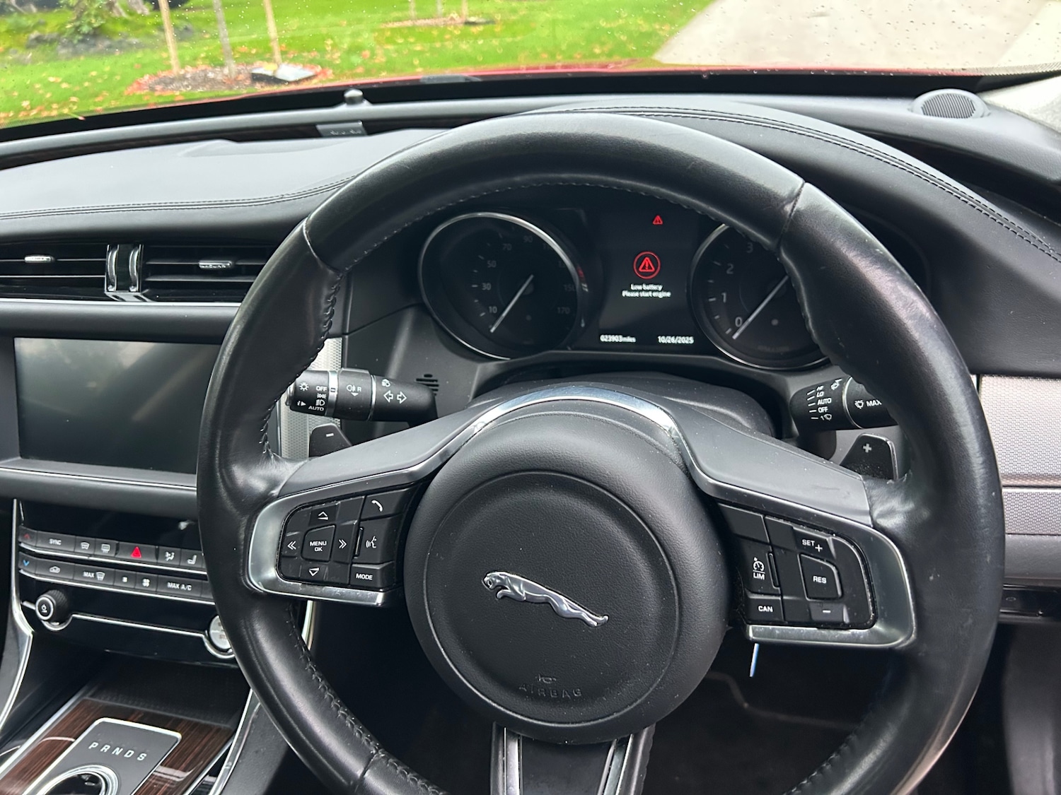 Used Jaguar XF 2019 for sale - 76984418: Photo 9