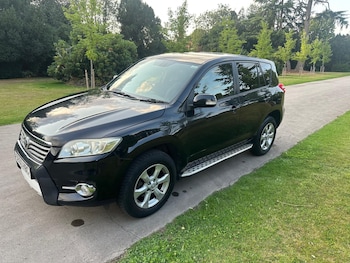 Used Toyota RAV4 2010 for sale - 75621623: Photo
