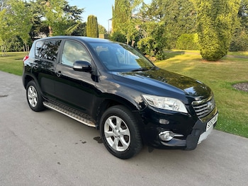 Used Toyota RAV4 2010 for sale - 75621623: Photo