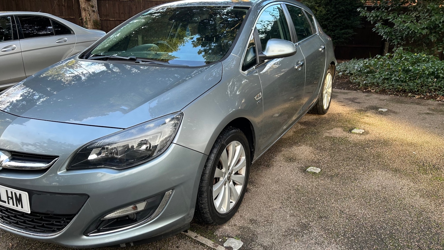 Used Vauxhall Astra 2012 for sale - 78063723: Photo 3