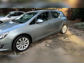 Used Vauxhall Astra 2012 for sale - 78063723: Photo