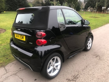 Used smart fortwo 2014 for sale - 76987175: Photo