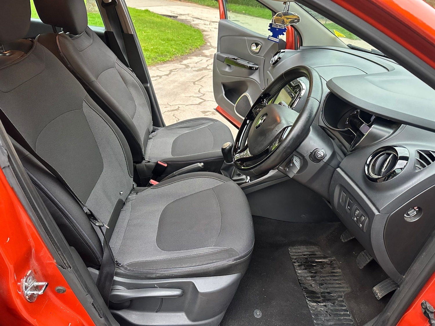 Used Renault Captur 2014 for sale - 77595739: Photo 13